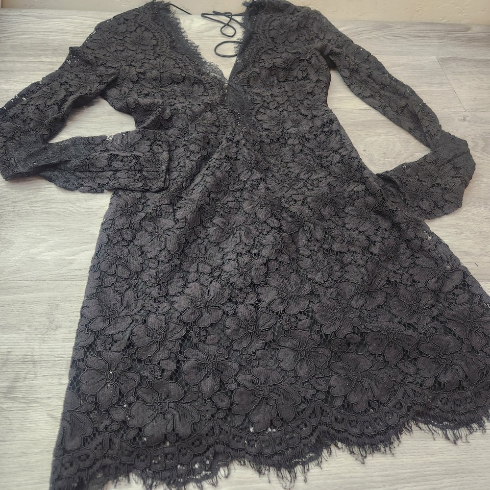 Sandro Black Lace Mini Dress Size 2 V-Neck Open Back Eyelash Trim Cocktail - Picture 2 of 15